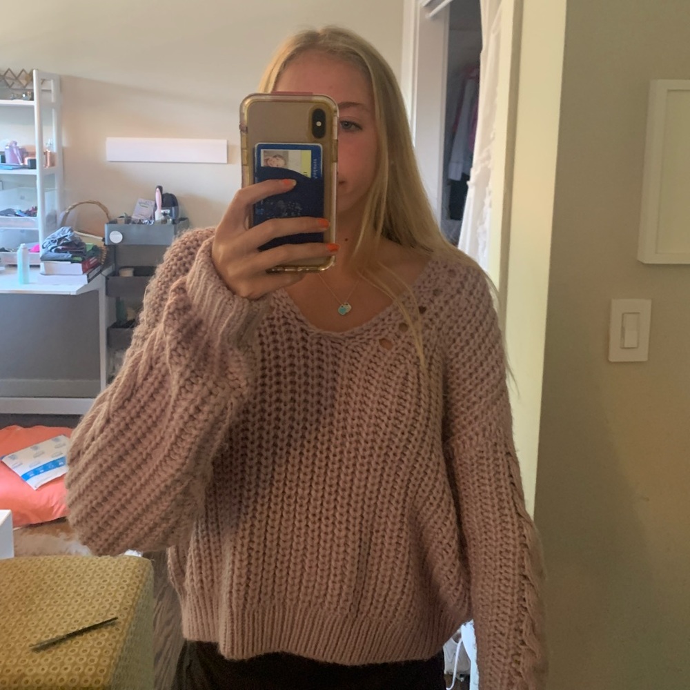 la hearts sweater